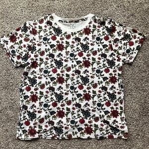 Forever 21 T-shirt